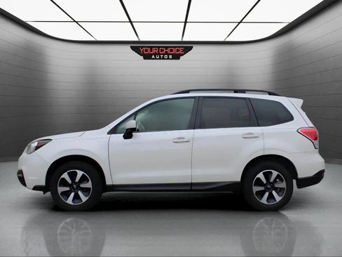 Used 2017 Subaru Forester 2.5i Premium w/ All-Weather Package image 2