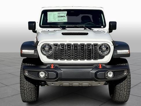 New 2026 Jeep Gladiator Mojave w/ Technology Group AWD/4WD image 3
