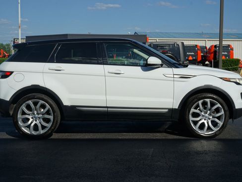 Used 2015 Land Rover Range Rover Evoque Pure Plus AWD/4WD image 4
