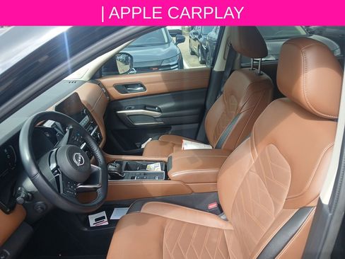 Certified 2024 Nissan Pathfinder Platinum w/ Cargo Package image 10