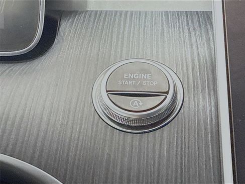 Used 2022 Mercedes-Benz C 300 Sedan image 20