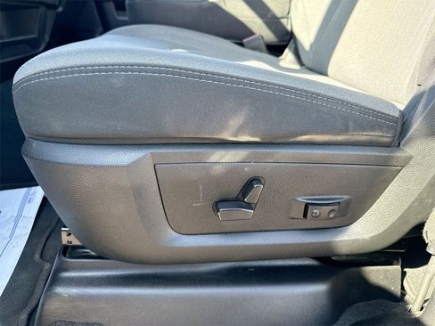 Used 2024 RAM 2500 Big Horn w/ Off Road Package image 12