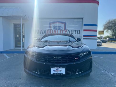 Used 2023 Chevrolet Camaro LT w/ RS Package image 8