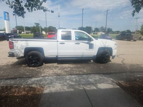 Used 2017 Chevrolet Silverado 1500 Custom w/ Rally 1 Edition AWD/4WD image 3