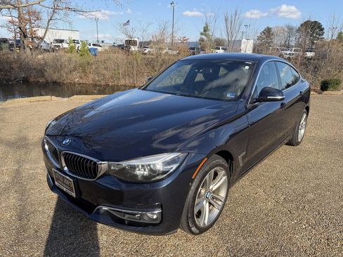 Used 2017 BMW 330i Gran Turismo xDrive image 7