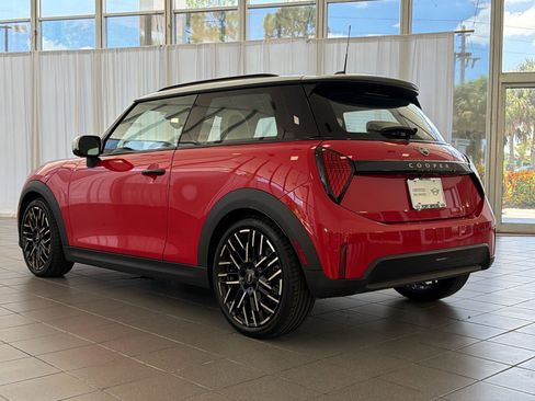 Certified 2025 MINI Cooper S FWD image 3