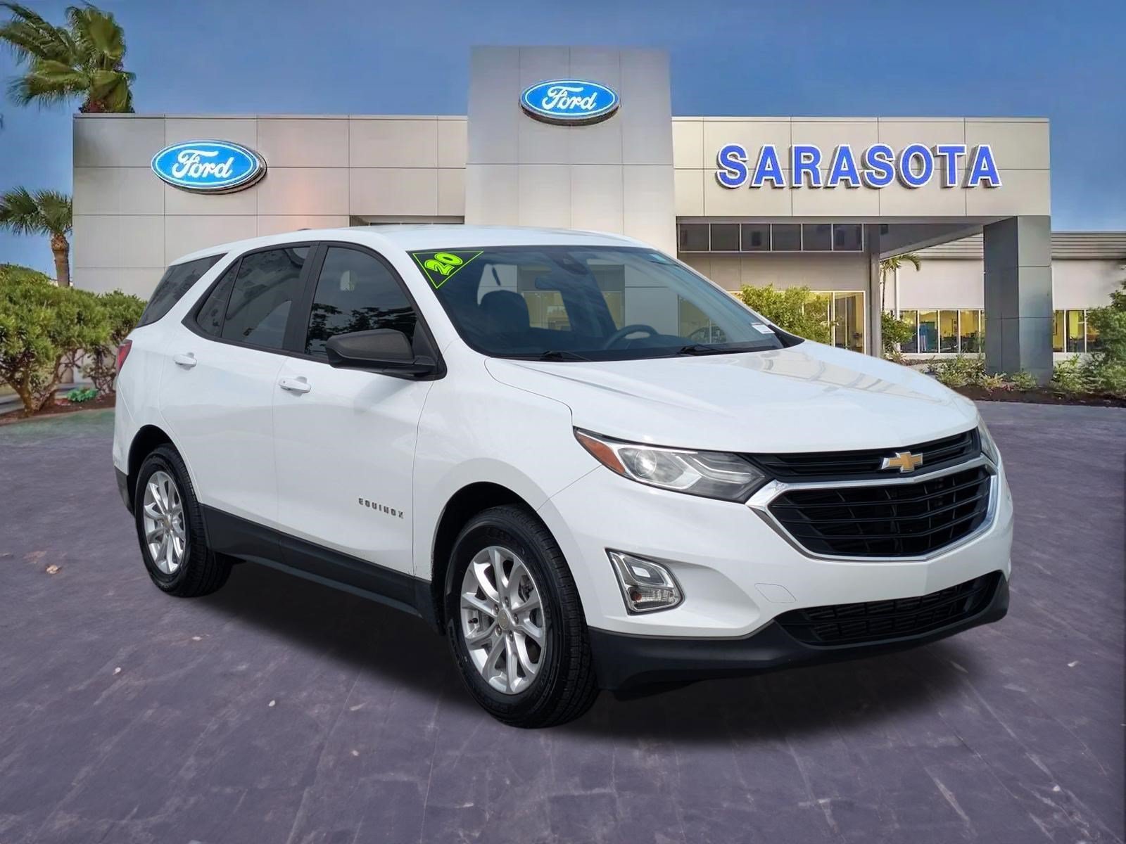 Used 2020 Chevrolet Equinox LS FWD image 1