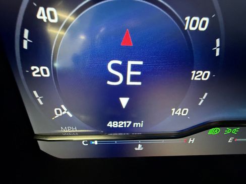 Used 2023 Chevrolet Silverado 1500 RST AWD/4WD image 15