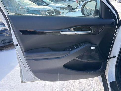 Certified 2021 Kia Seltos SX w/ SX Sunroof Package image 7