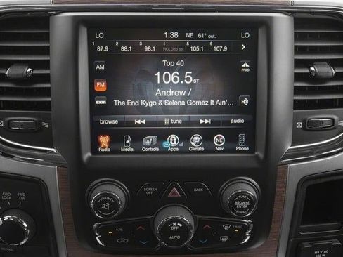 Used 2017 RAM 3500 Laramie w/ Convenience Group image 10