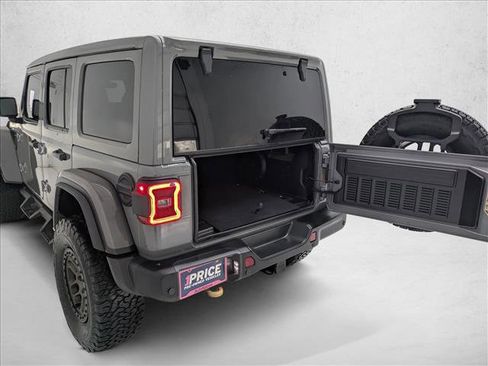 Used 2021 Jeep Wrangler Unlimited Rubicon AWD/4WD image 6