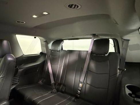 Used 2016 Cadillac Escalade Luxury RWD image 24