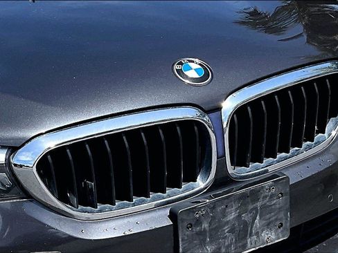 Used 2019 BMW 530i xDrive w/ Convenience Package image 34