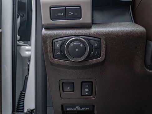 Used 2017 Ford F350 King Ranch w/ King Ranch Ultimate Package image 17