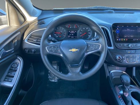 Used 2023 Chevrolet Malibu LT FWD image 12