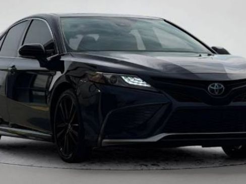 Used 2021 Toyota Camry XSE image 6