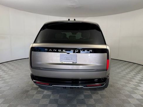 Used 2025 Land Rover Range Rover Long Wheelbase SE AWD/4WD image 5