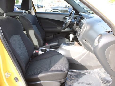 Used 2016 Nissan Juke S image 17