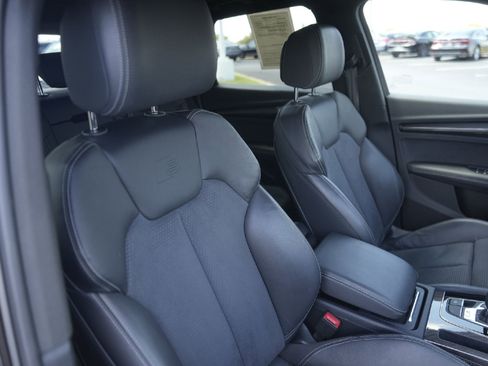 Certified 2022 Audi SQ5 Premium Plus w/ Premium Plus Package image 23