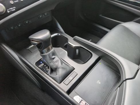 Used 2023 Lexus ES 250 w/ Premium Package AWD/4WD image 28