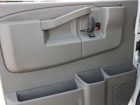 New 2025 Chevrolet Express 2500 w/ Driver Convenience Package image 7
