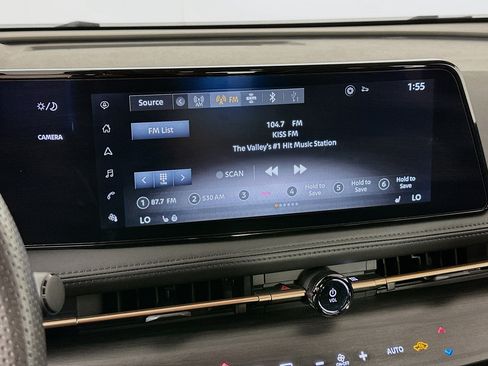 Used 2024 Nissan Ariya AWD image 21