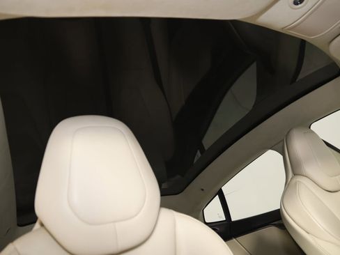 Used 2019 Tesla Model S 75D image 11