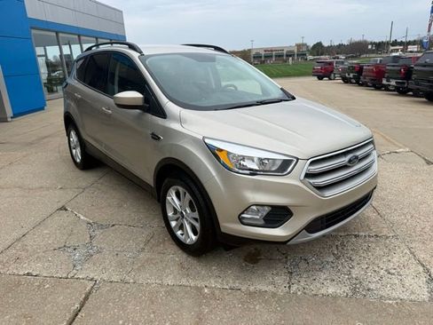 Used 2018 Ford Escape SE w/ SE Sync 3 Package image 7