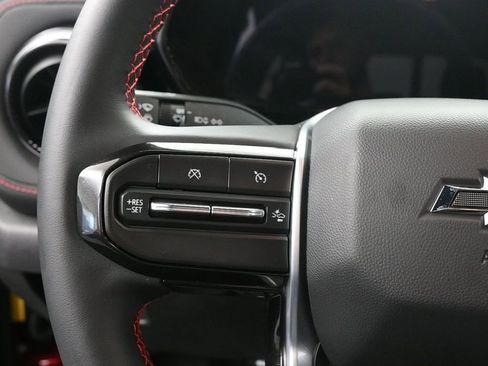 Used 2024 Chevrolet Colorado Z71 w/ Z71 Convenience Package 2 image 13