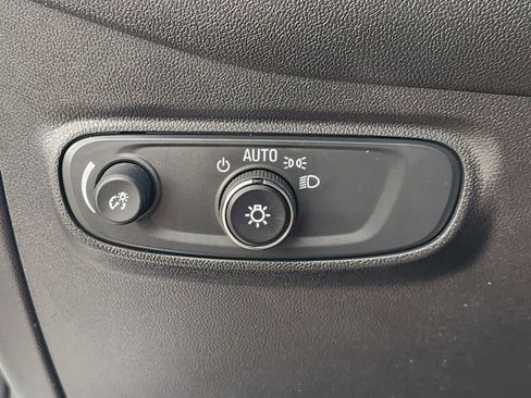 Used 2024 Chevrolet Equinox LT AWD/4WD image 21
