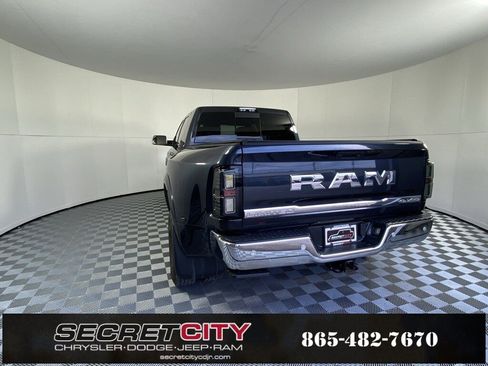 Used 2018 RAM 3500 Laramie Longhorn image 5