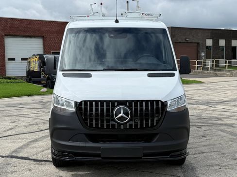 Used 2021 Mercedes-Benz Sprinter 2500 w/ Premium Package image 2