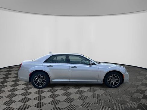 Used 2016 Chrysler 300 S AWD/4WD image 7