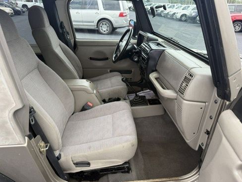 Used 2003 Jeep Wrangler X AWD/4WD image 12