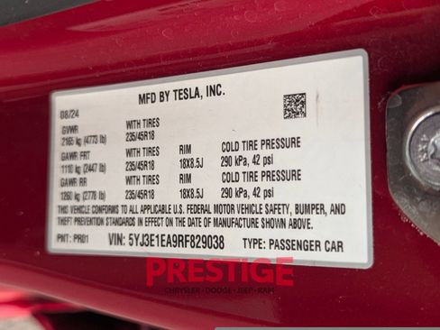 Used 2024 Tesla Model 3 Long Range RWD image 31