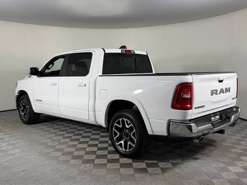 Used 2025 RAM 1500 Laramie AWD/4WD image 10