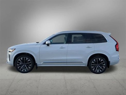 New 2026 Volvo XC90 B6 Ultra w/ Protection Package image 3