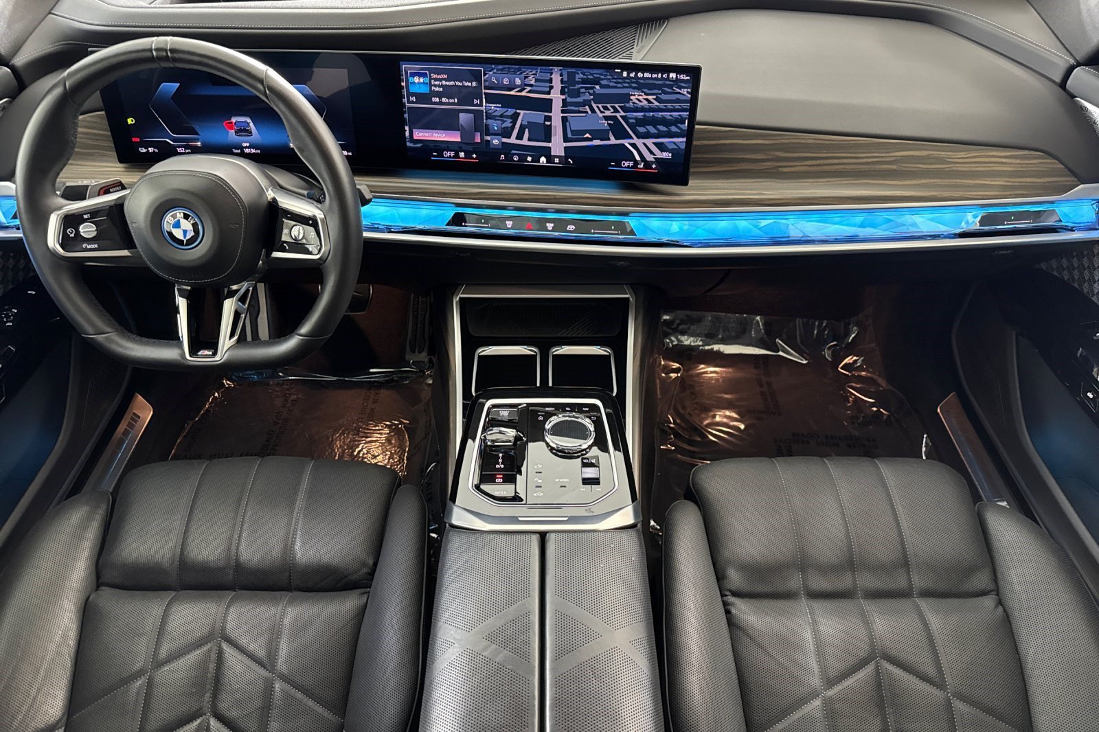Certified 2023 BMW i7 xDrive60 AWD/4WD image 15