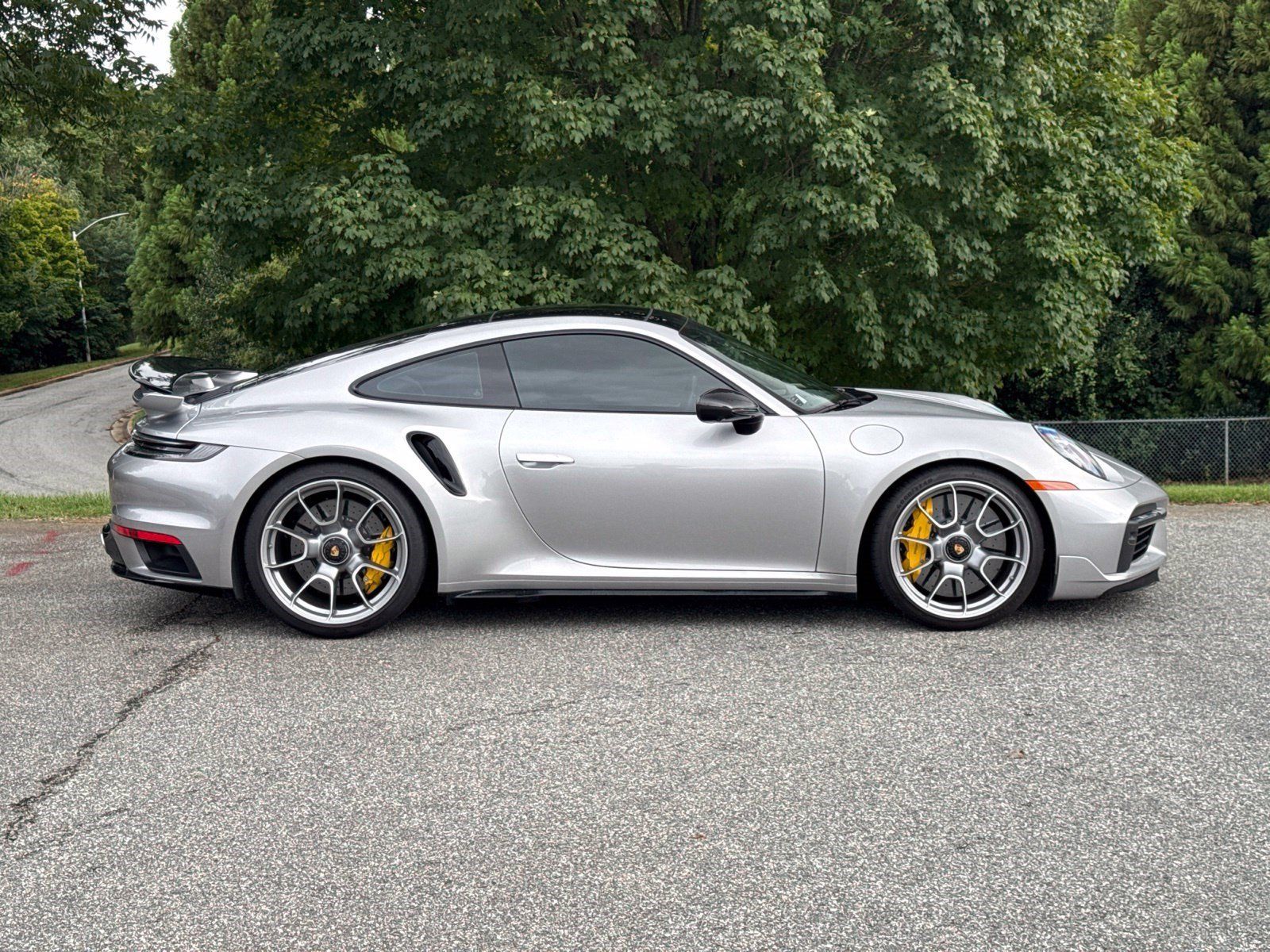 Certified 2022 Porsche 911 Turbo S AWD/4WD image 15
