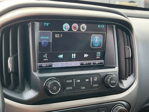 Used 2015 Chevrolet Colorado Z71 AWD/4WD image 17