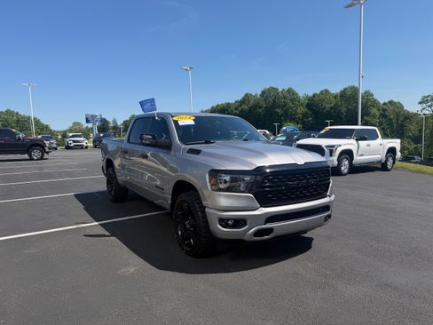 Used 2024 RAM 1500 Big Horn AWD/4WD image 4