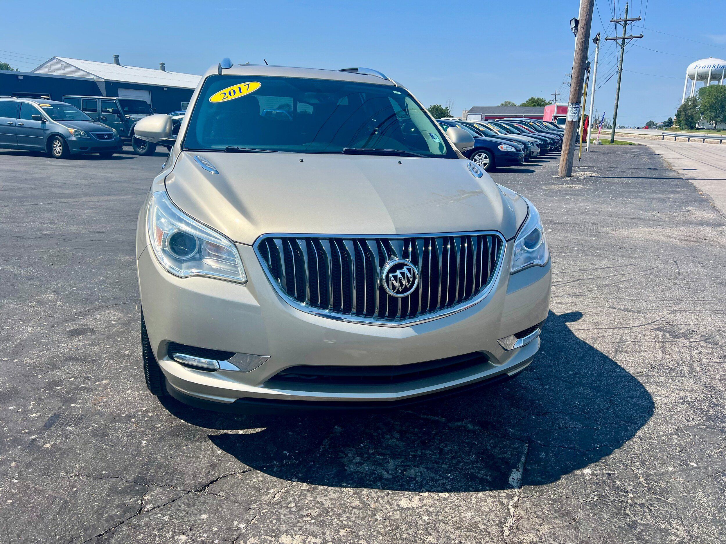 Used 2017 Buick Enclave Leather FWD image 2