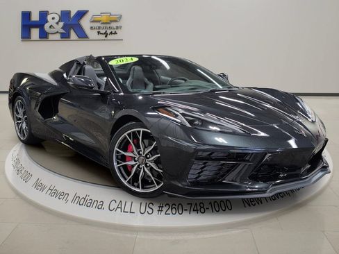 Used 2024 Chevrolet Corvette Stingray Preferred Conv w/ 2LT RWD image 28