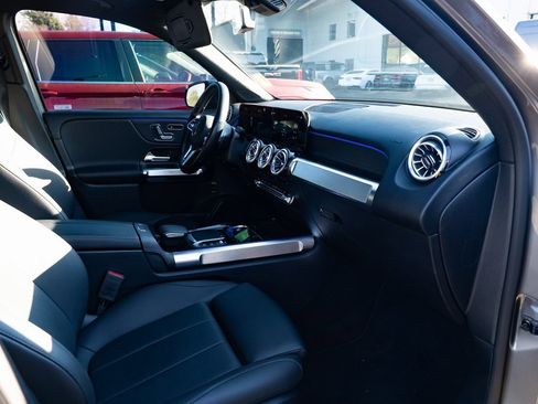 Used 2023 Mercedes-Benz GLB 250 4MATIC image 27
