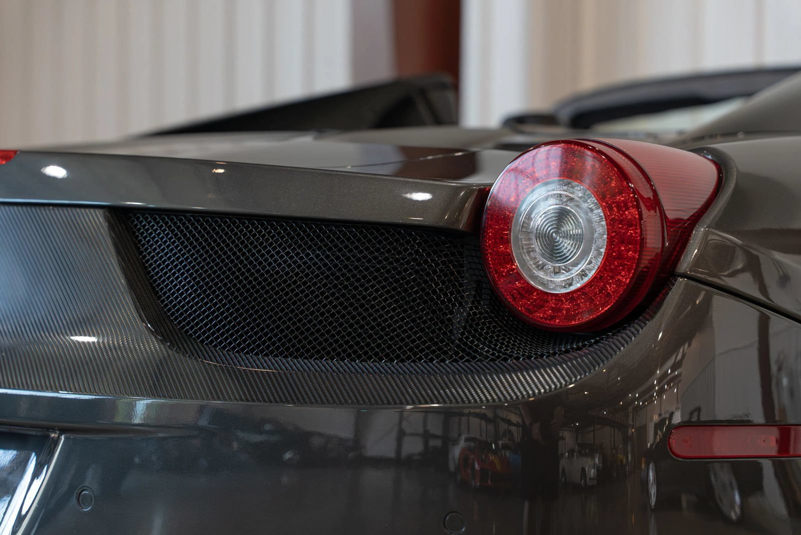 Used 2013 Ferrari 458 Spider RWD image 25