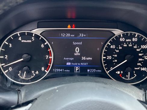 Used 2020 Nissan Altima 2.5 SV image 26