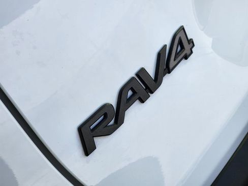 Used 2023 Toyota RAV4 Adventure AWD/4WD image 8