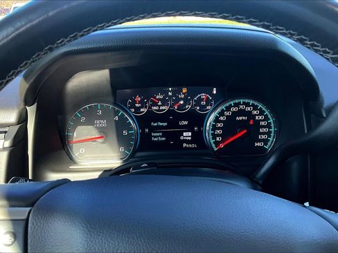 Used 2020 GMC Yukon Denali w/ Denali Premium Package image 14