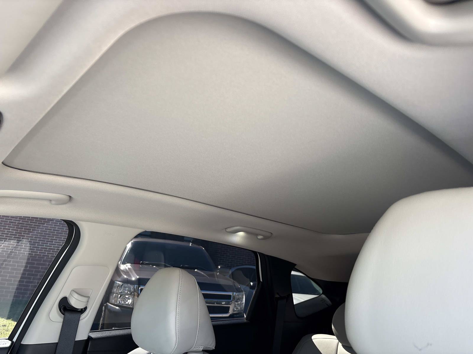 Used 2025 Hyundai Tucson Limited FWD image 17