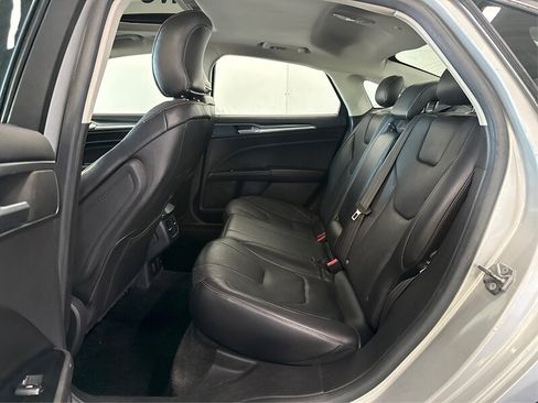 Used 2015 Ford Fusion Energi Titanium FWD image 10